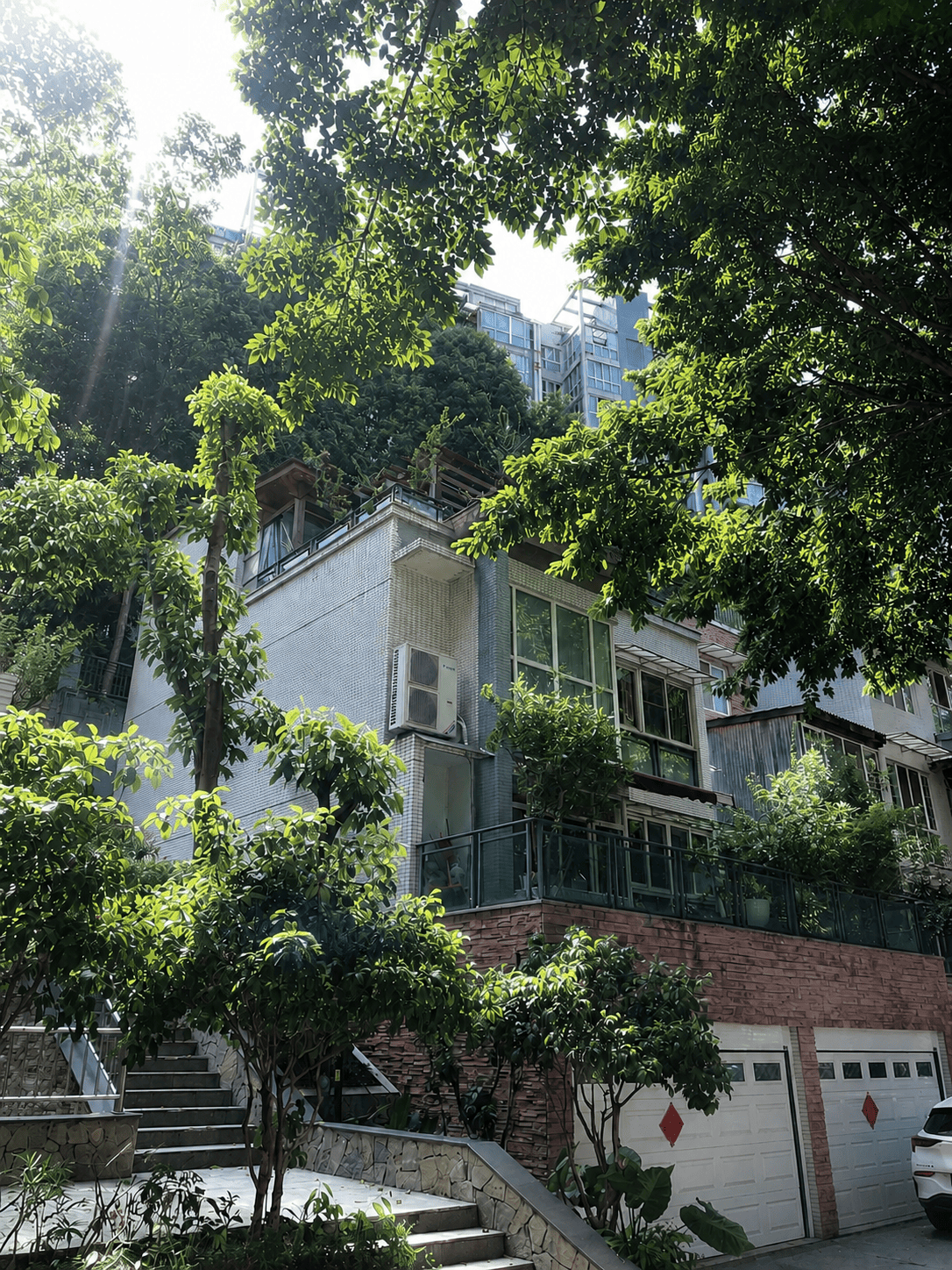 江津岛居岁月从容升级：小小岛老别墅加装蒂升悦行款电梯
